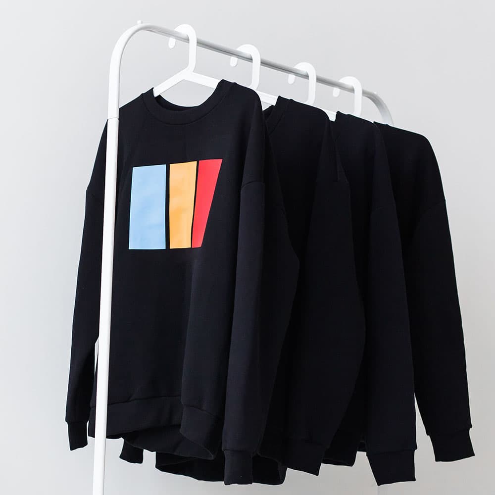 Design Custom Sweatshirts to Elevate Your Brand